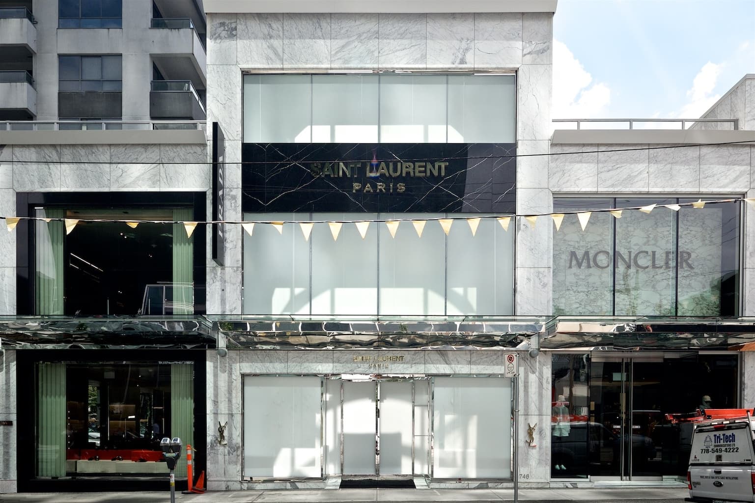 Luxury Retail: Yves St. Laurent 
Completed: July 2016