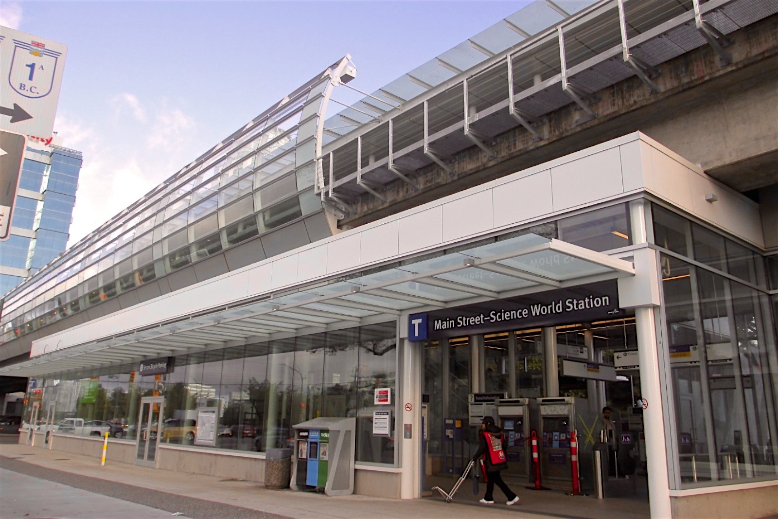 Robertson Walls & Ceilings Completed Projects
Infrastructure: Main Street SkyTrain Station
Completed 2015