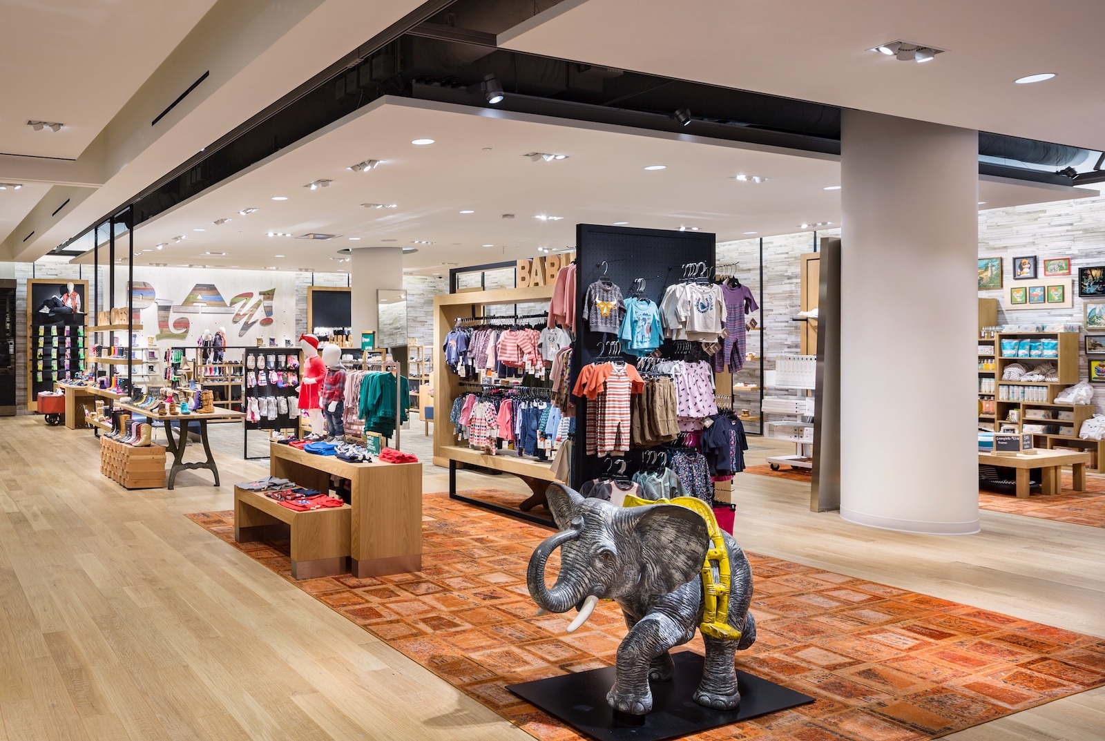 Luxury Retail: Nordstrom Vancouver Completed October 2015