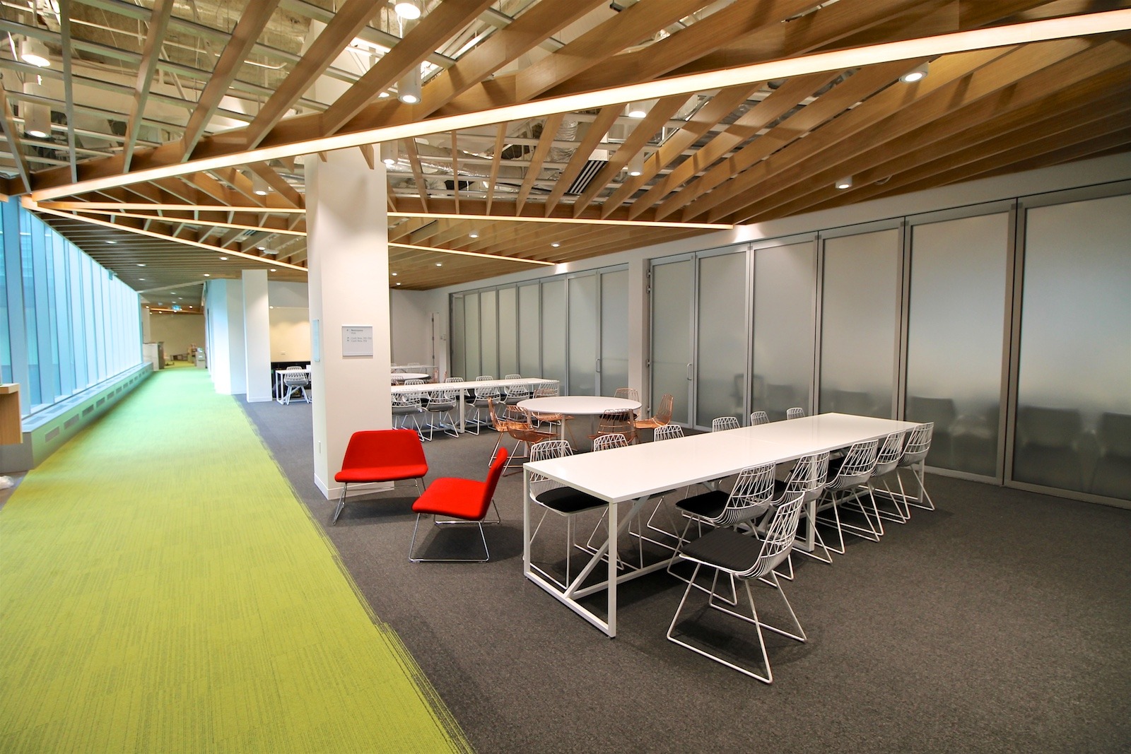 Robertson-Walls-Ceilings-Completed-Projects-Office-Interiors-Microsoft-Excellence-Centre-5 MICROSOFT EXCELLENCE CENTRE